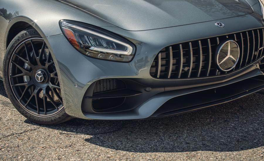 Детали экстерьера Mercedes-AMG GT (C190) 2019 года  (NA) (фото 39 из 46)
